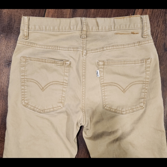 Khaki Levi's Jeans - Picture 10 of 14